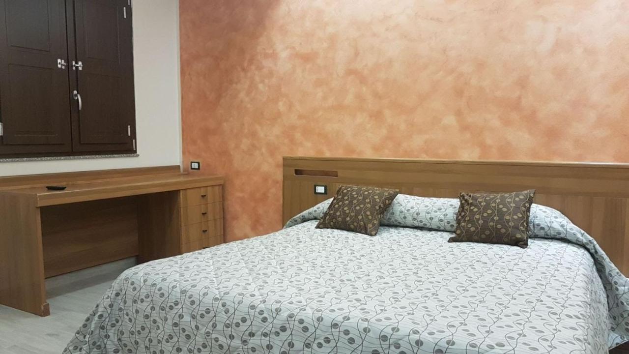 Hotel Caligiuri Decollatura Екстер'єр фото